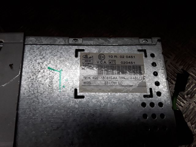 bontott FORD FUSION Rádió / CD