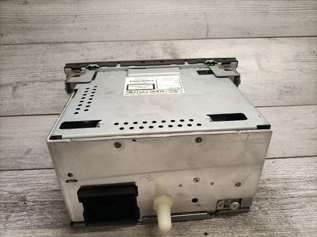 bontott FORD FUSION Rádió / CD