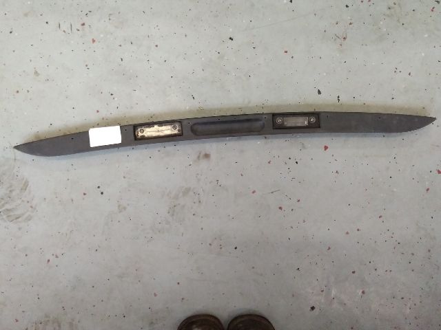 bontott FORD FUSION Rendszámtábla Világítás Keret