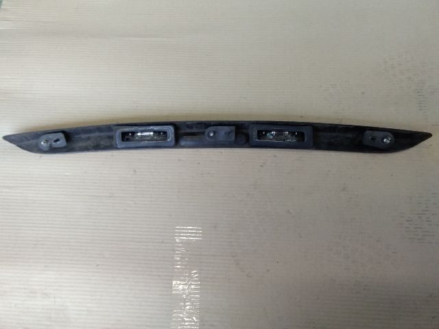 bontott FORD FUSION Rendszámtábla Világítás Keret