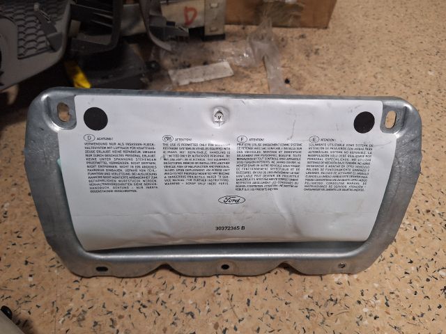 bontott FORD FUSION Utasoldali Légzsák