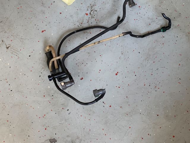 bontott FORD FUSION Üzemanyagcső