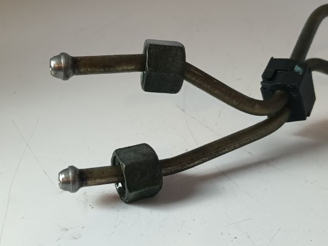 bontott FORD FUSION Üzemanyagcső