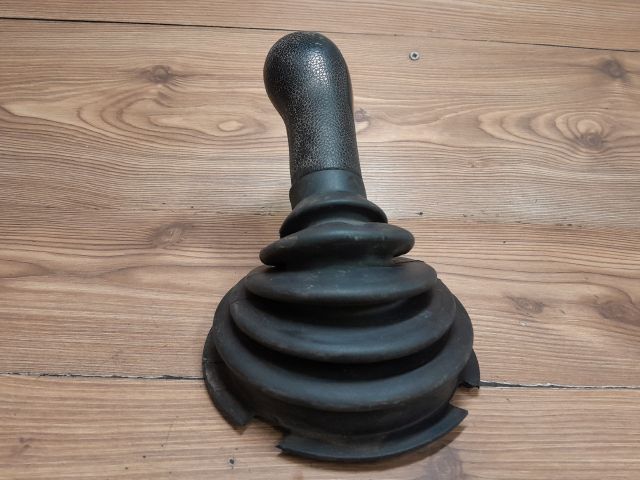 bontott FORD FUSION Váltógomb