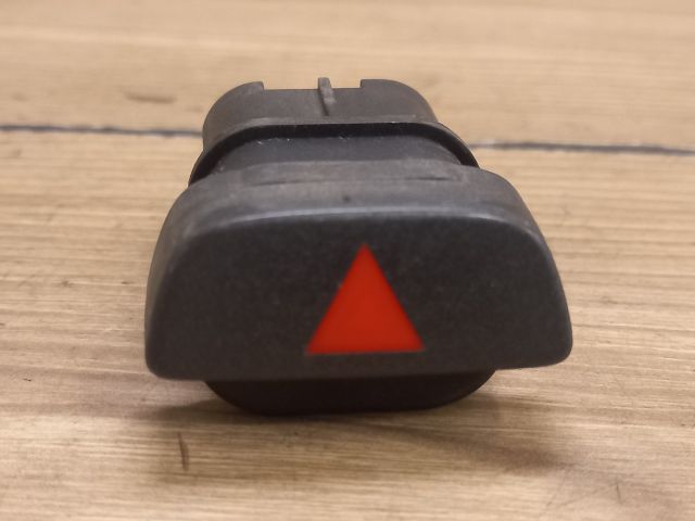 bontott FORD FUSION Vészvillogó Kapcsoló