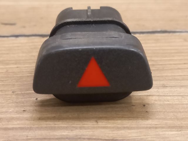 bontott FORD FUSION Vészvillogó Kapcsoló