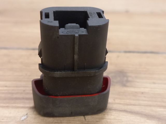 bontott FORD FUSION Vészvillogó Kapcsoló