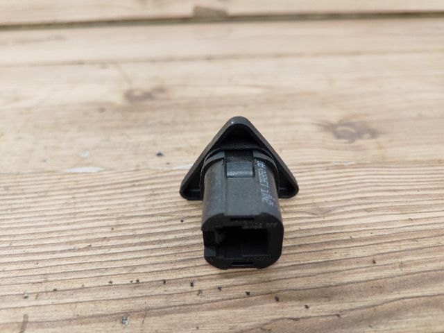 bontott FORD FUSION Vészvillogó Kapcsoló