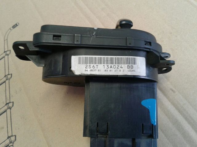 bontott FORD FUSION Világítás Kapcsoló