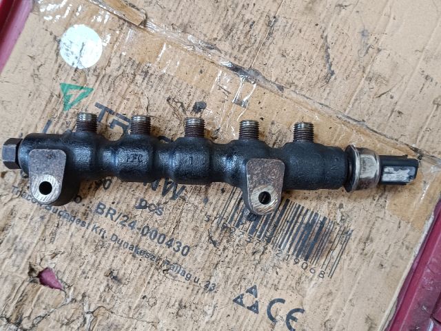 bontott FORD GALAXY Közösnyomócső