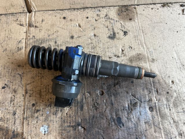 bontott FORD GALAXY Porlasztó (1 db)