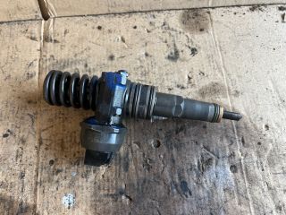 bontott FORD GALAXY Porlasztó (1 db)