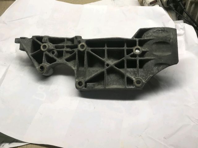 bontott FORD GALAXY Generátor Tartó Bak