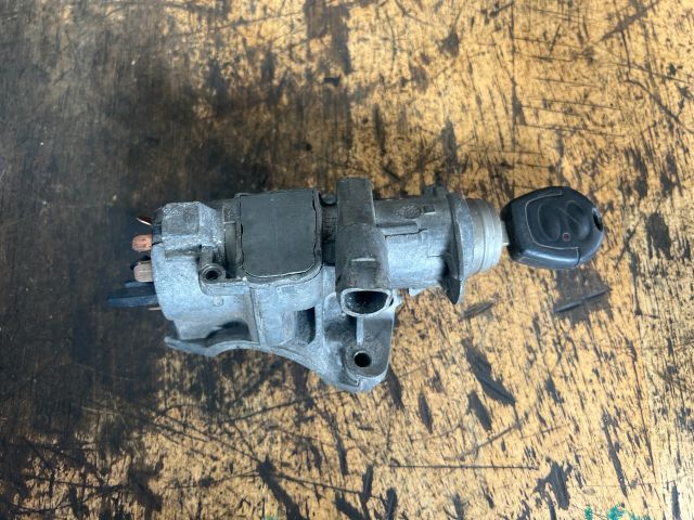 bontott FORD GALAXY Gyújtáskapcsoló Házzal