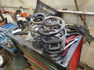 bontott FORD GALAXY Hátsó Rugó Pár