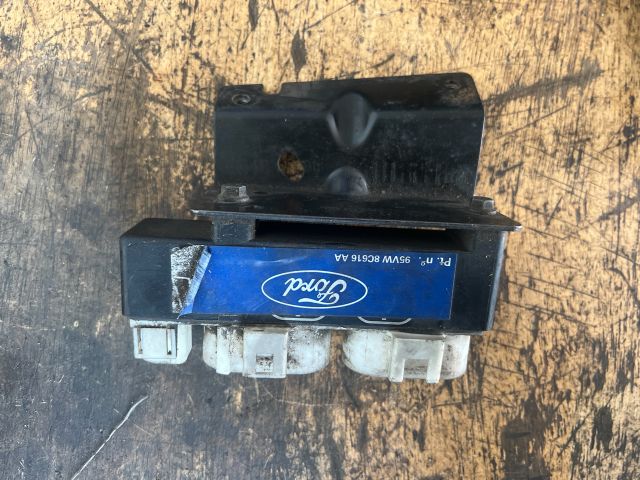 bontott FORD GALAXY Hűtőventilátor Relé