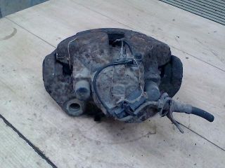 bontott FORD GALAXY Jobb első Féknyereg Munkahengerrel