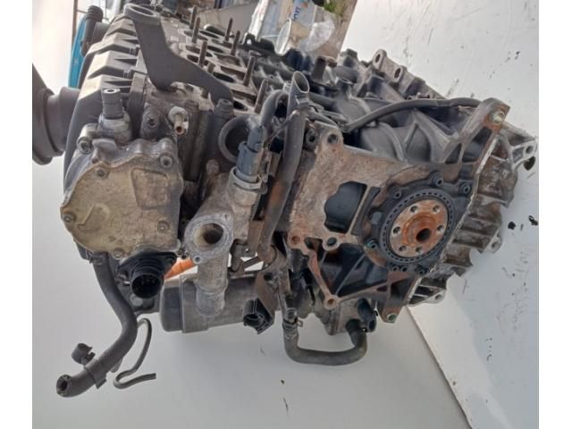 bontott FORD GALAXY Motor (Fűzött blokk hengerfejjel)