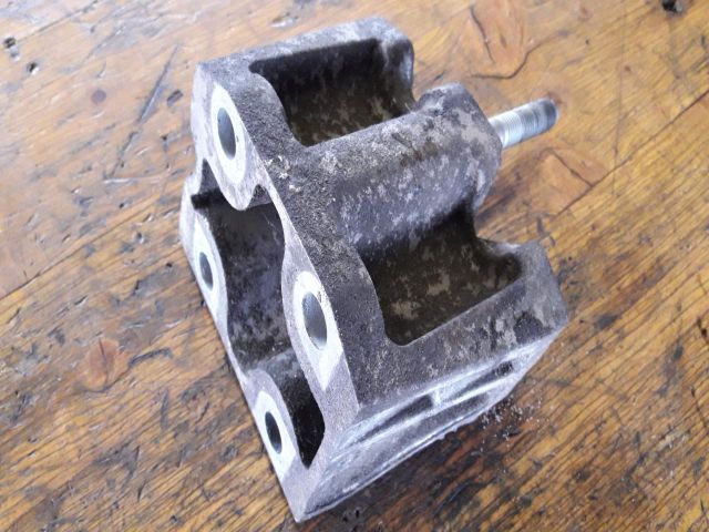 bontott FORD GALAXY Motor Tartó Bak (Pozíciófüggetlen)