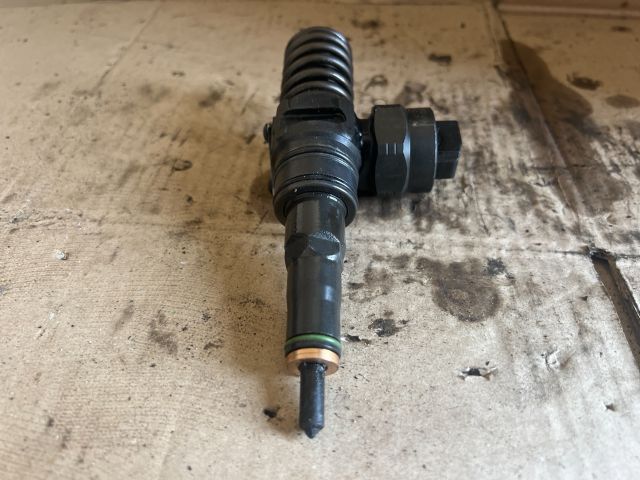 bontott FORD GALAXY Porlasztó (1 db)