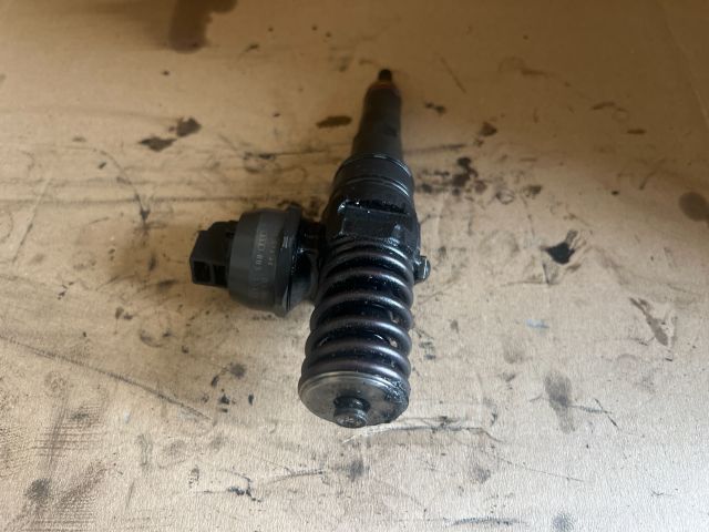 bontott FORD GALAXY Porlasztó (1 db)