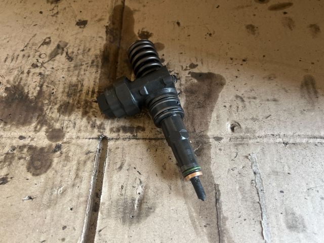 bontott FORD GALAXY Porlasztó (1 db)