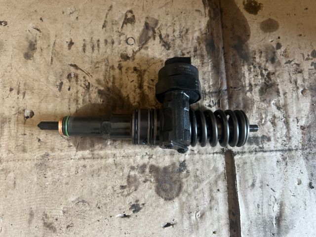 bontott FORD GALAXY Porlasztó (1 db)