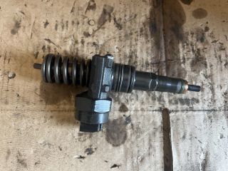 bontott FORD GALAXY Porlasztó (1 db)