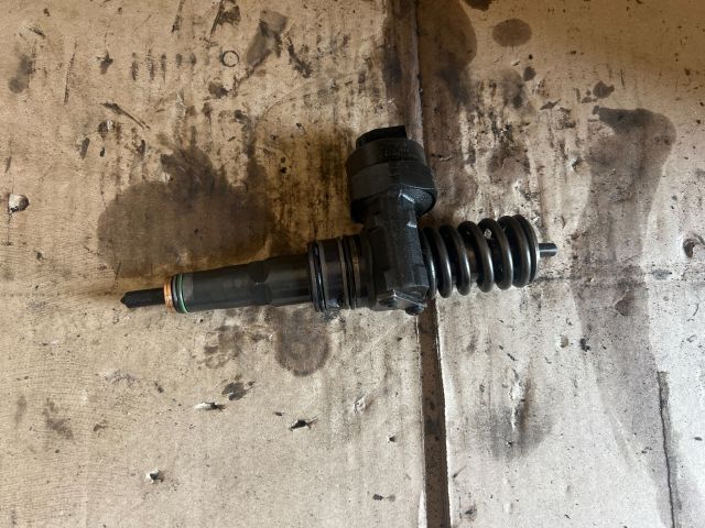 bontott FORD GALAXY Porlasztó (1 db)