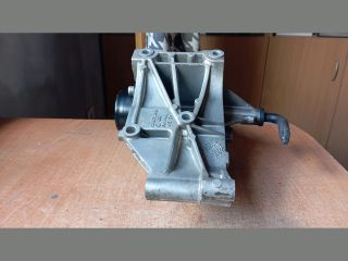 bontott FORD GALAXY Szervó Tartó Bak Szíjfeszítővel