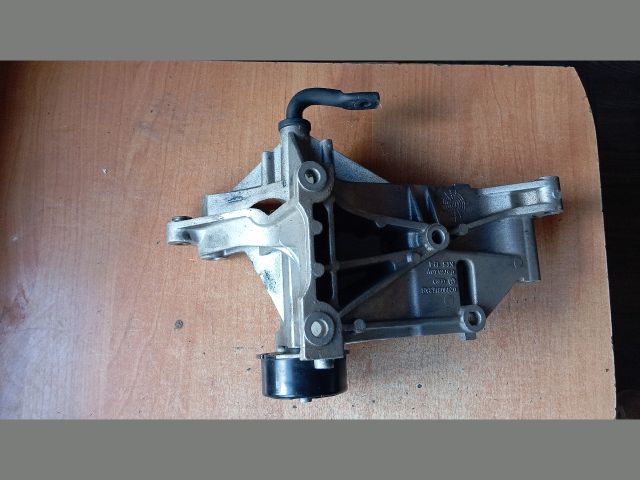 bontott FORD GALAXY Szervó Tartó Bak Szíjfeszítővel