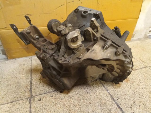 bontott FORD GALAXY Váltó (Mechanikus)