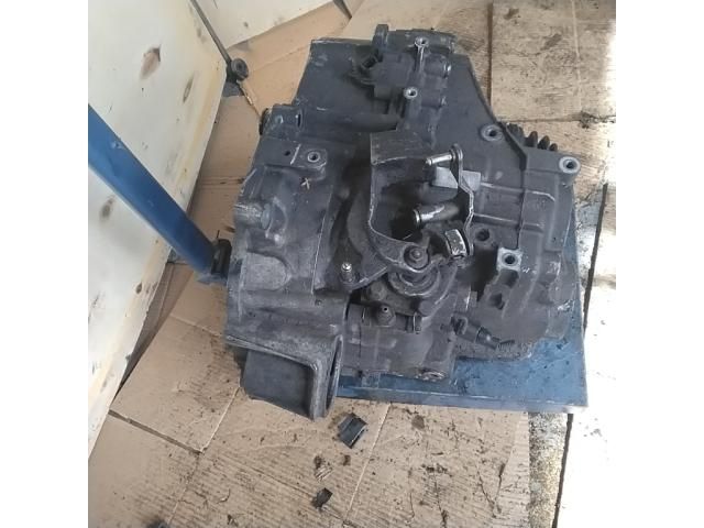 bontott FORD GALAXY Váltó (Mechanikus)