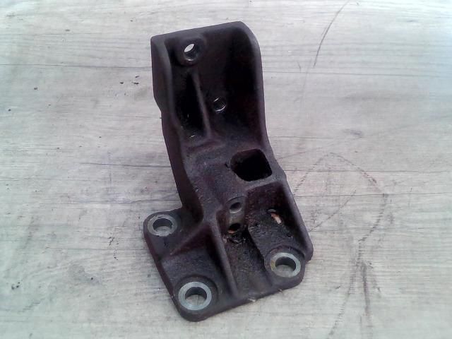 bontott FORD GALAXY Motor Tartó Bak (Fém)