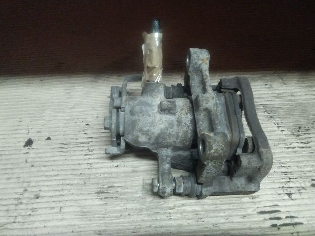 bontott FORD GALAXY Bal hátsó Féknyereg Munkahengerrel