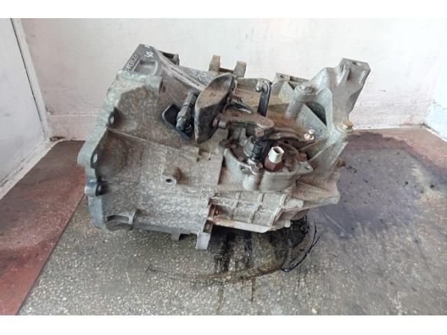 bontott FORD GALAXY Váltó (Mechanikus)