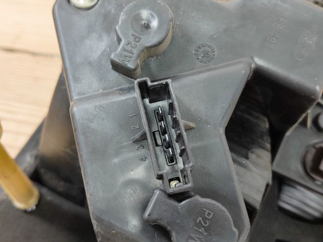 bontott FORD GALAXY Bal Belső Hátsó Lámpa