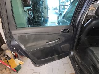 bontott FORD GALAXY Bal D Oszlop Burkolat