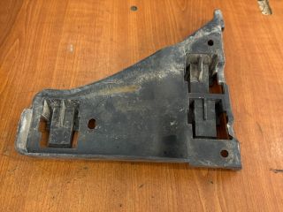 bontott FORD GALAXY Bal első Lökhárító Tartó (Műanyag)