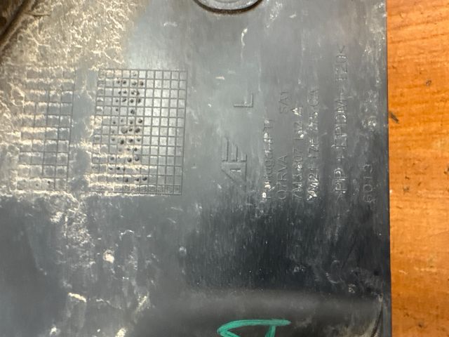 bontott FORD GALAXY Bal első Lökhárító Tartó (Műanyag)