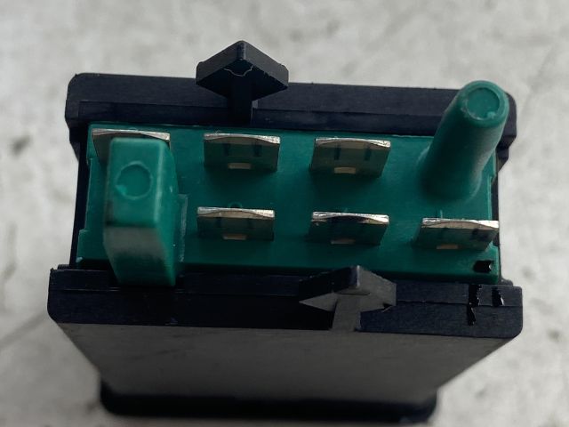 bontott FORD GALAXY Bal első Ülésfűtés Kapcsoló