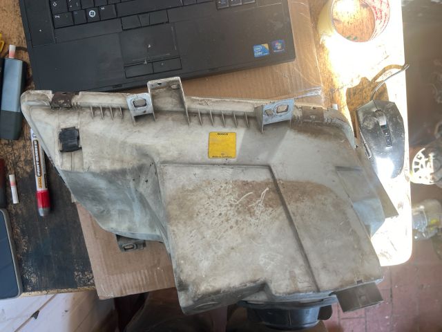 bontott FORD GALAXY Bal Fényszóró