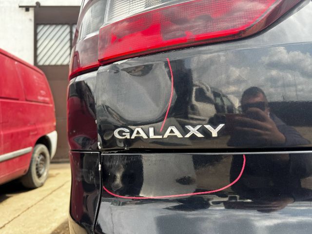 bontott FORD GALAXY Bal hátsó Alsó Zsanér