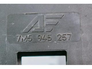 bontott FORD GALAXY Bal Hátsó Lámpa Foglalat