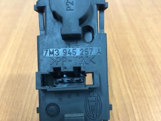 bontott FORD GALAXY Bal Hátsó Lámpa Foglalat