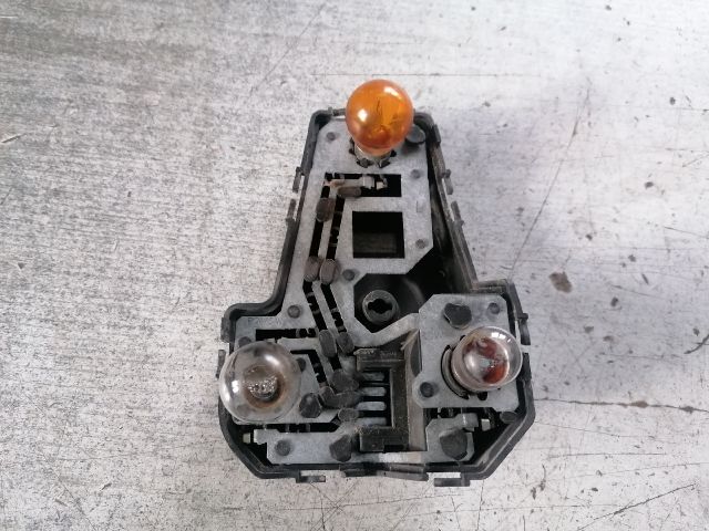 bontott FORD GALAXY Bal Hátsó Lámpa Foglalat