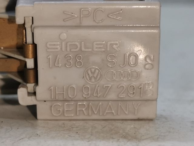 bontott FORD GALAXY Beltér Világítás Hátsó