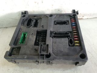 bontott FORD GALAXY Biztosítéktábla Motortér