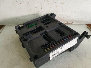 bontott FORD GALAXY Biztosítéktábla Motortér