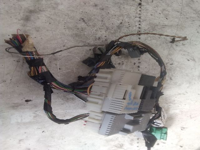 bontott FORD GALAXY Biztosítéktábla Utastér